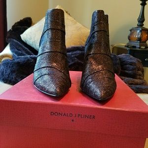 Donald J. Pliner Bronze Cracked Metallic Boots NIB
