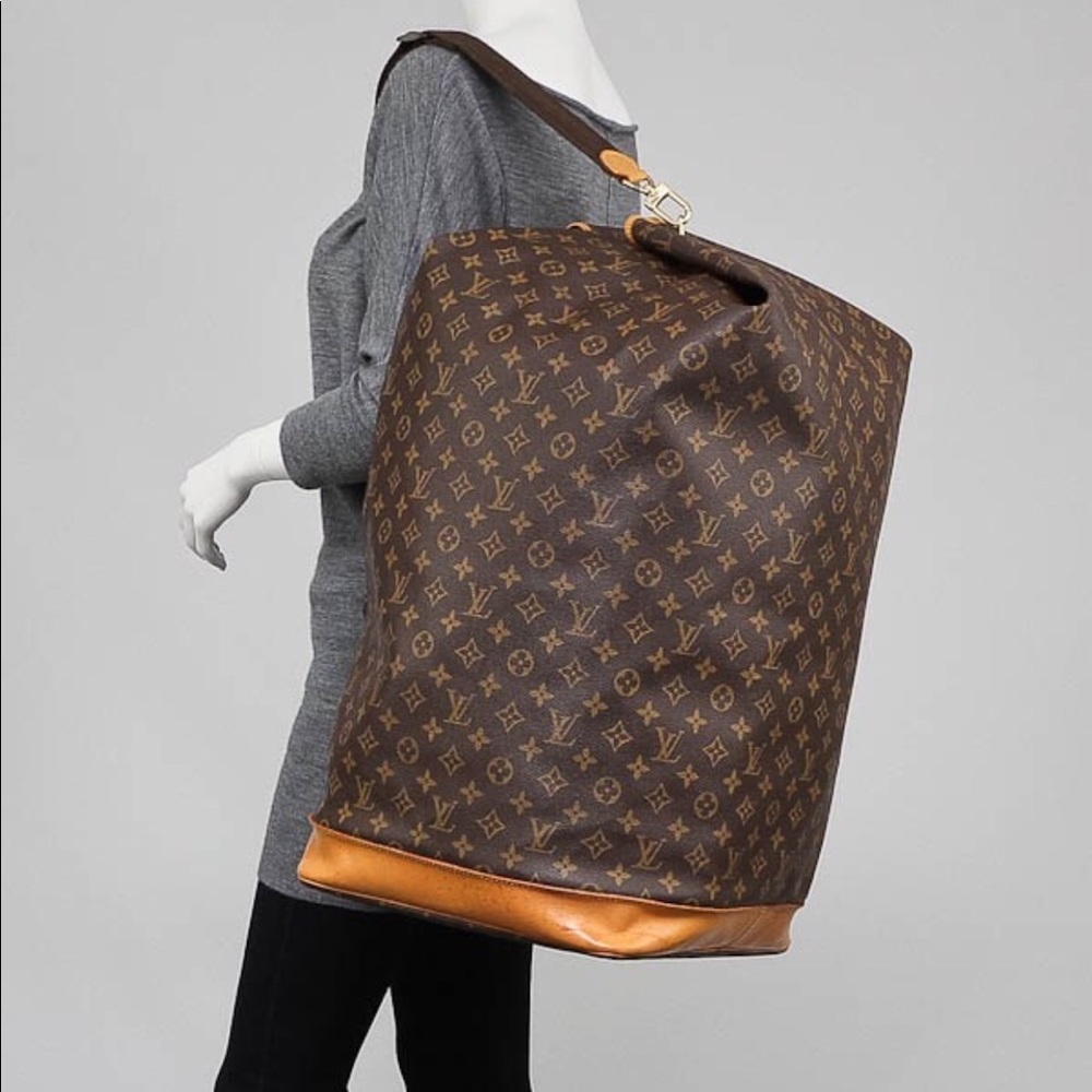 💫Louis Vuitton Monogram Marin Luggage