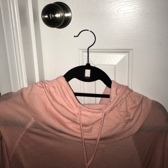 Pink pullover - Picture 3 of 4