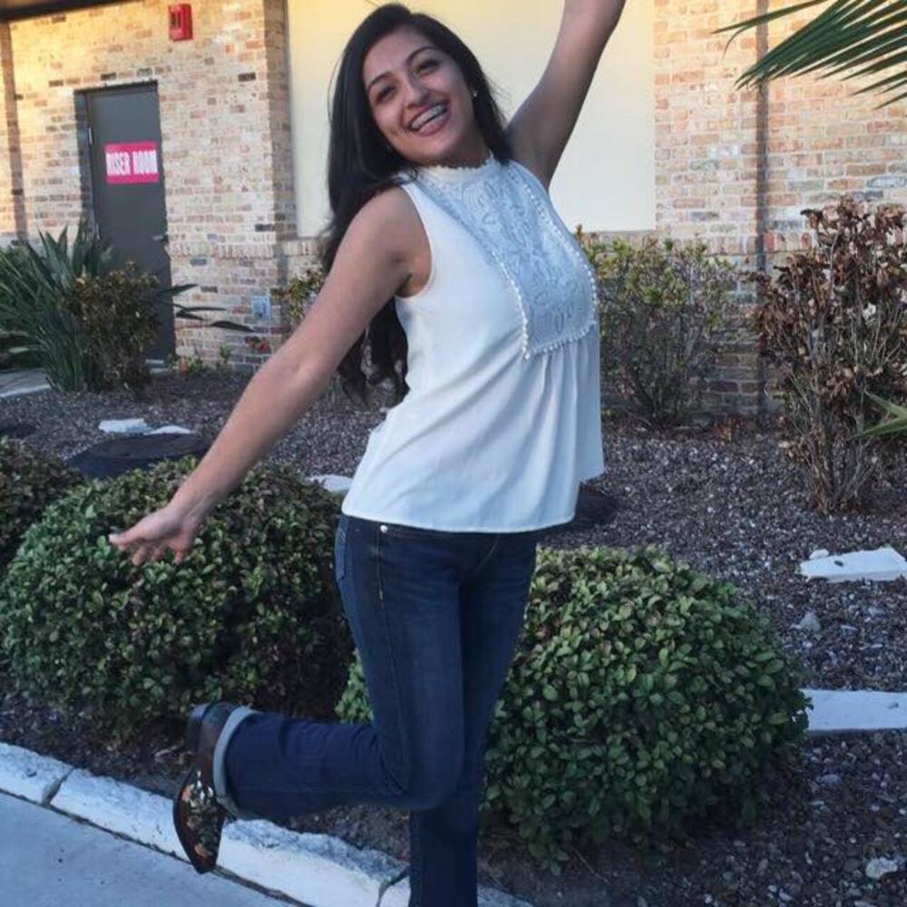 Meet your Posher, Noemi