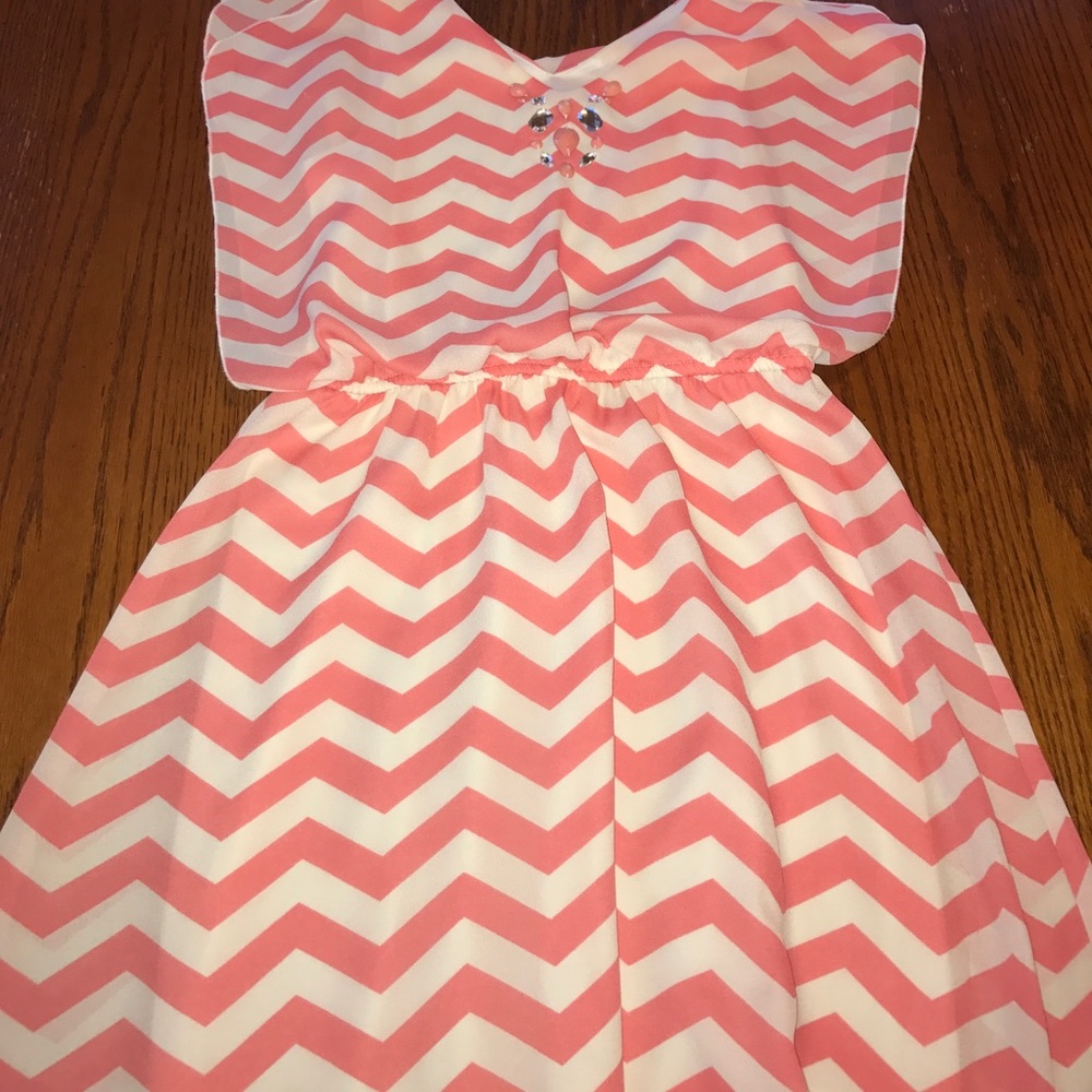 Peach and white studded dress.. super cute!