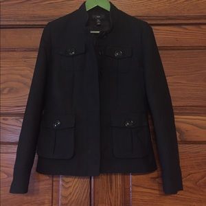 Black fitted/lined jacket. Perfect for Fall
