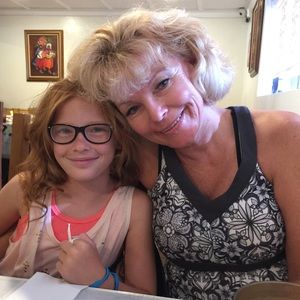 Meet your Posher, Sharon
