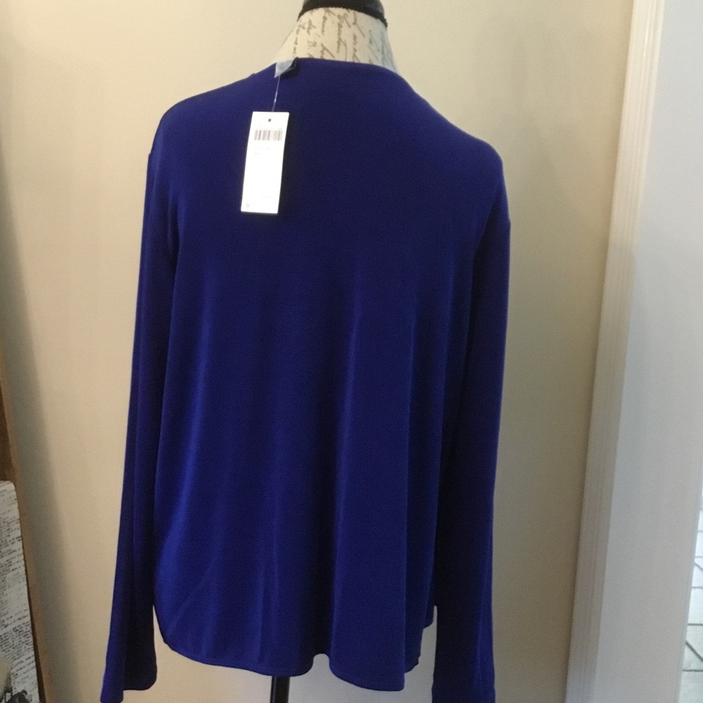 Chicos travelers size 2 nwt!!!