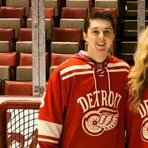 Meet your Posher, Steve