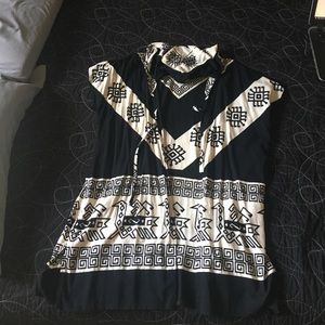 Short sleeve black & white hipster cardigan.