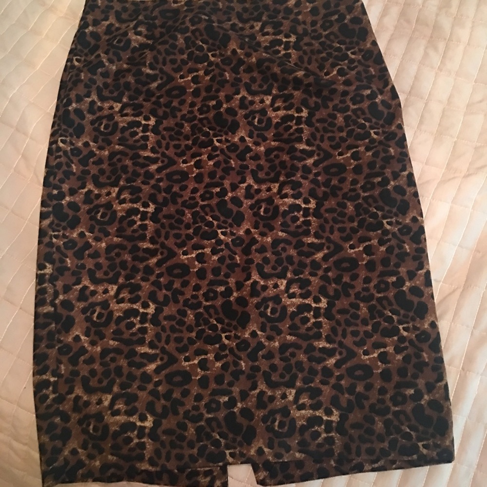 Old navy pencil skirt - cheetah print
