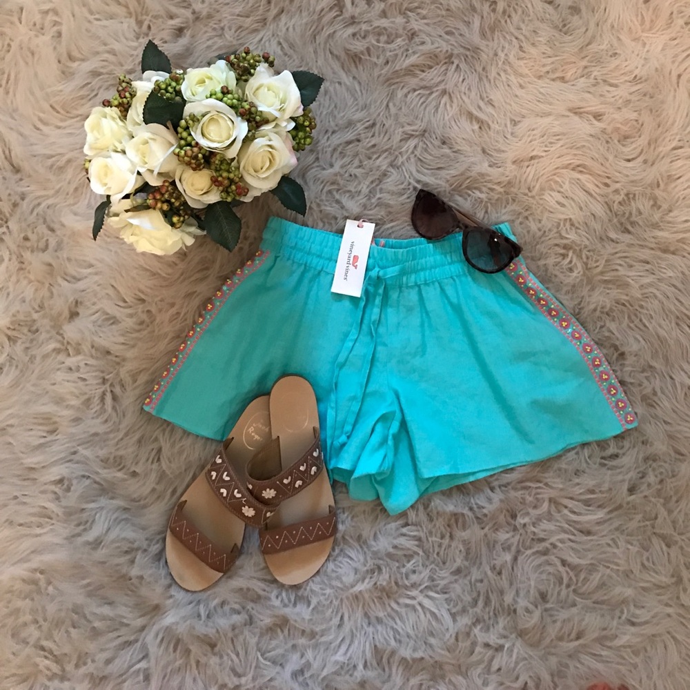 Vineyard Vines Blue linen beaded shorts