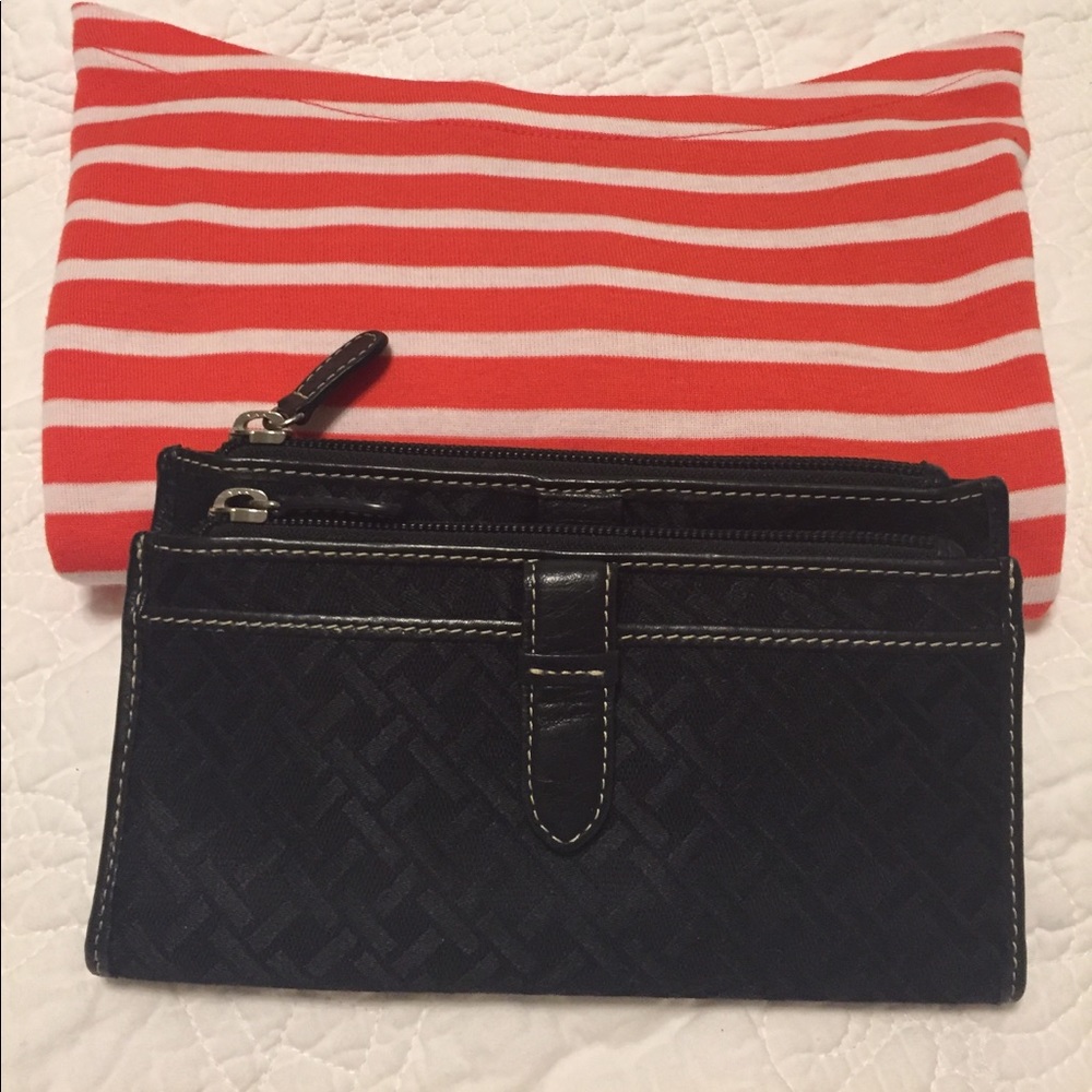 🌻🌻Talbots signature wallet, leather