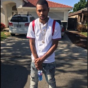 Meet your Posher, Raymond