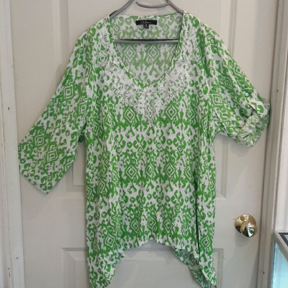 🌺🌹Caleesa green blouse w embroidery sz XL🌹🌺 - Picture 1 of 6
