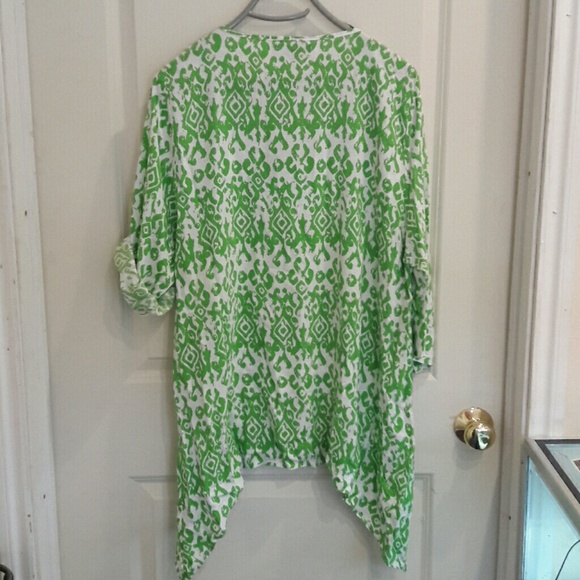🌺🌹Caleesa green blouse w embroidery sz XL🌹🌺 - Picture 3 of 6
