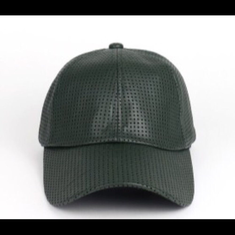 👑👑Perforated Leather Caps - Picture 3 of 4
