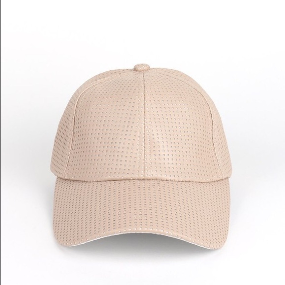 👑👑Perforated Leather Caps - Picture 4 of 4