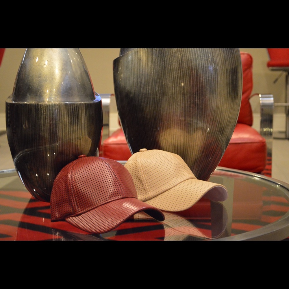 👑👑Perforated Leather Caps