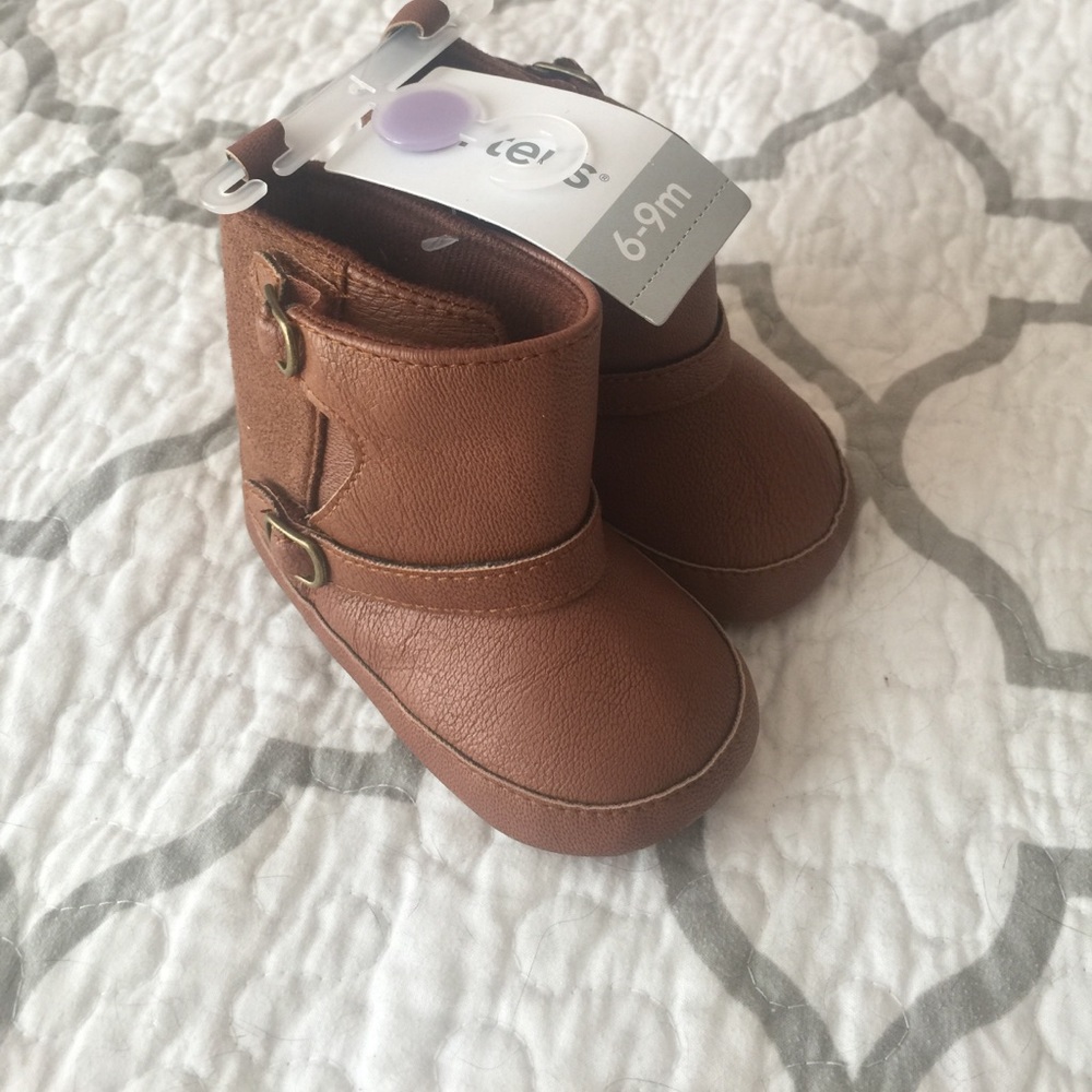 Kids 6-9 month Boots NWT