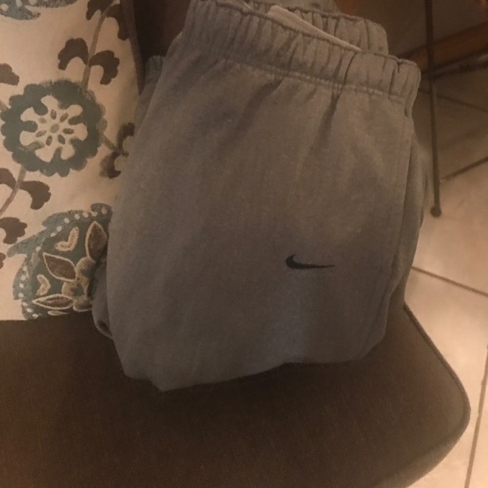 Nike capri  jogging pants
