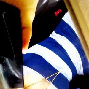 Meet your Posher, Caitlin