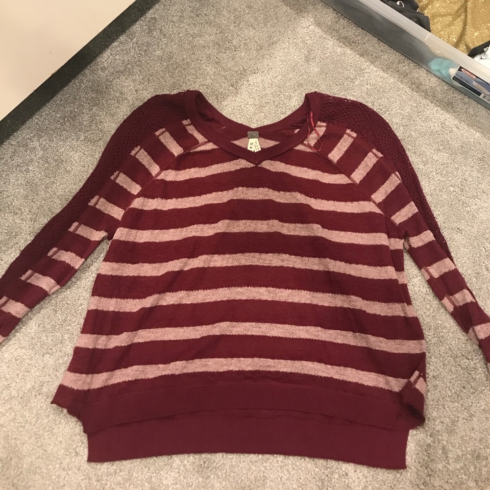 FREE PEOPLE FALL/WINTER SWEATER
