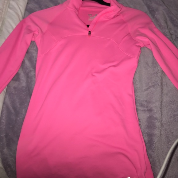 Pink workout pullover - Picture 3 of 3