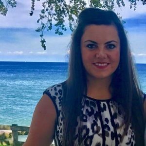 Meet your Posher, Ana