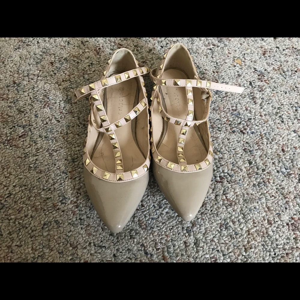 Studded nude flats