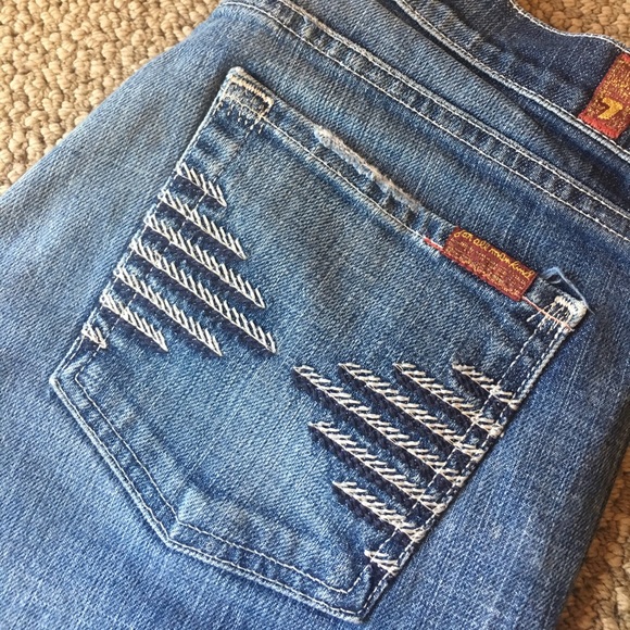 Great condition 7 Jeans - Picture 2 of 5