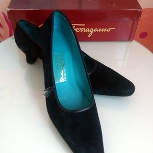 SALVATORE FERRAGAMO "Sadira" Black Suede Shoes