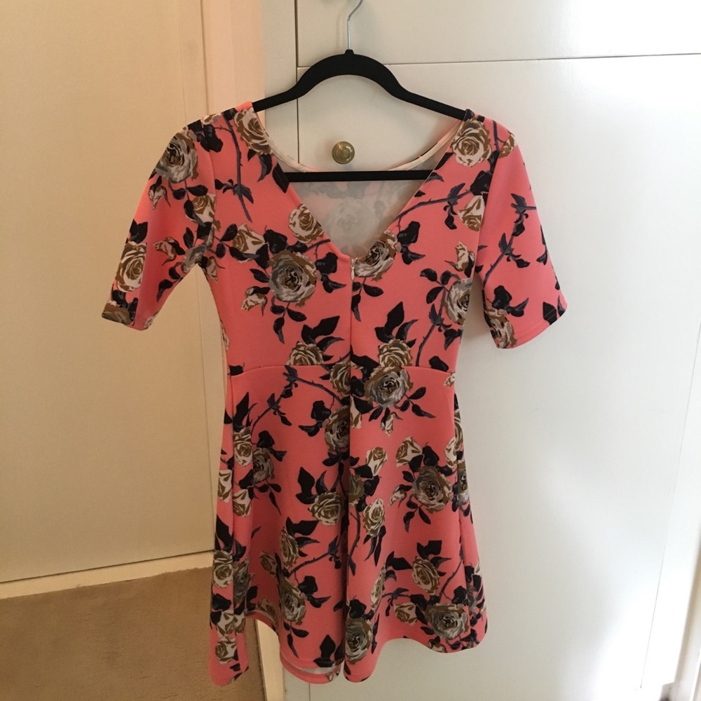 🌺Floral Skater Dress - Picture 2 of 4