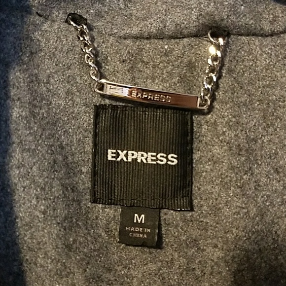 Love Express coat. - Picture 3 of 8