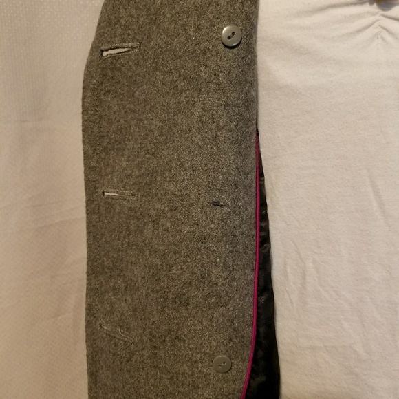 Love Express coat. - Picture 5 of 8