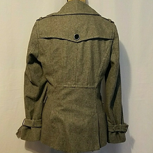 Love Express coat. - Picture 4 of 8