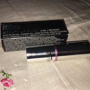 Vitality Lip Flush 4 in 1 Reviver Lip Stain 💋