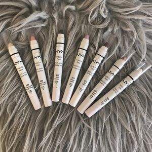  7 NYX Jumbo Eye Pencils