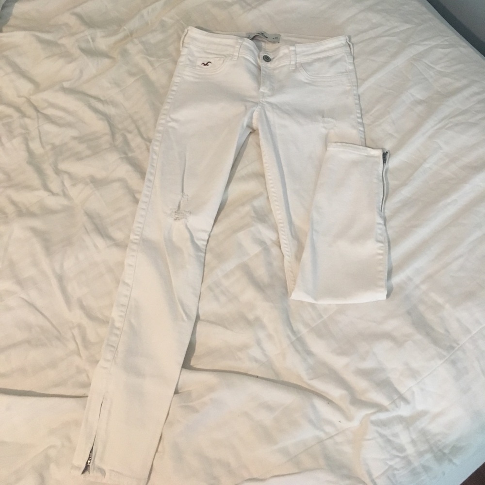 Hollister size 5 cropped jeans