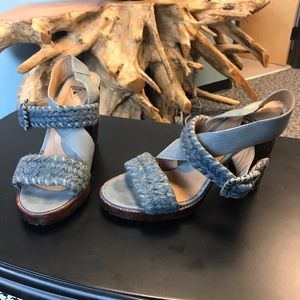 Fluevog Tuggawar Blue Strappy Sandal Women Size 9