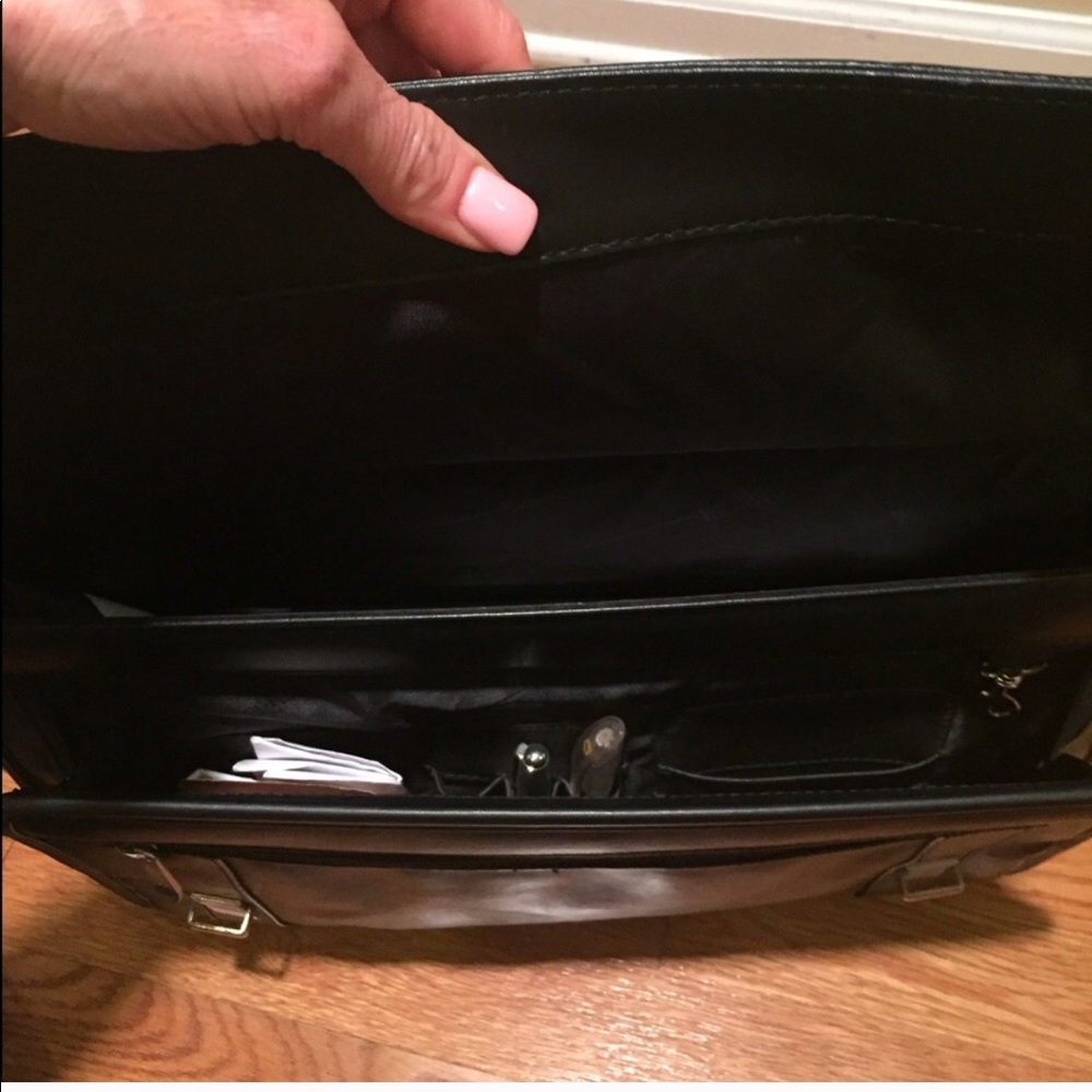 REDUCED💥Kenneth Cole men's briefcase - Picture 7 of 7