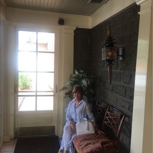 Meet your Posher, Edna