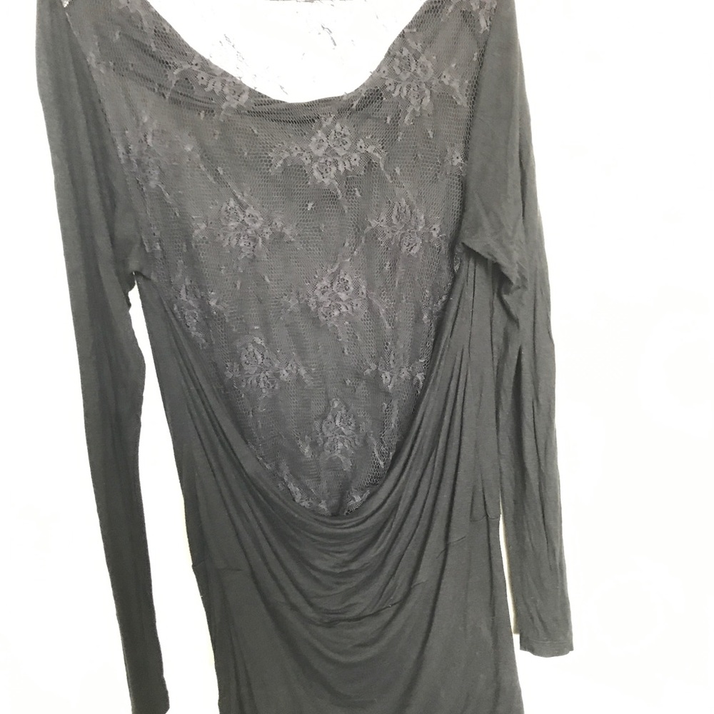 Guess Top With Lace Back - Picture 2 of 2