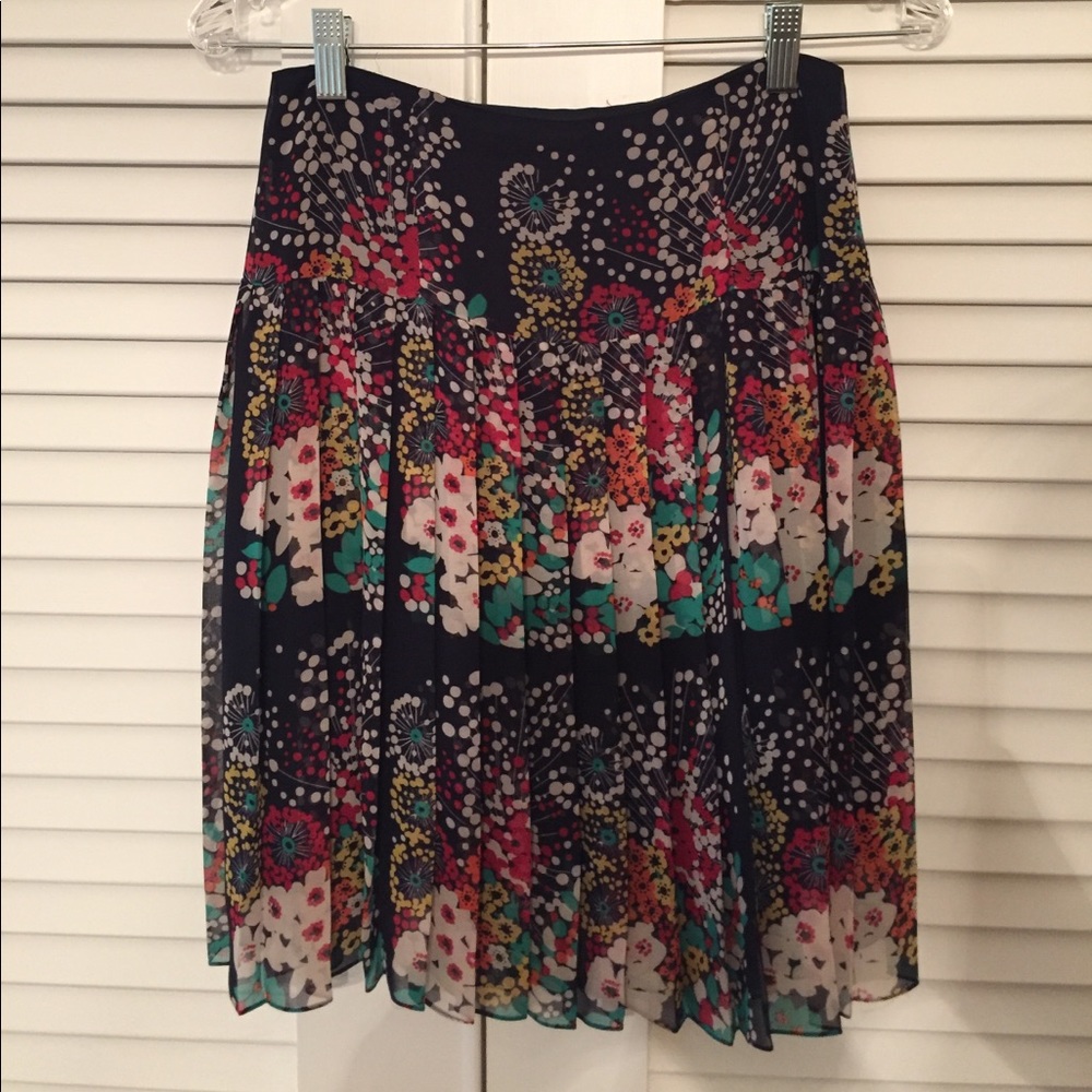 Nanette Lepore pleated floral skirt size 0