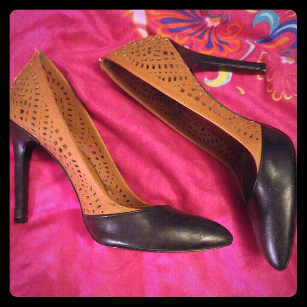 Black and tan pumps