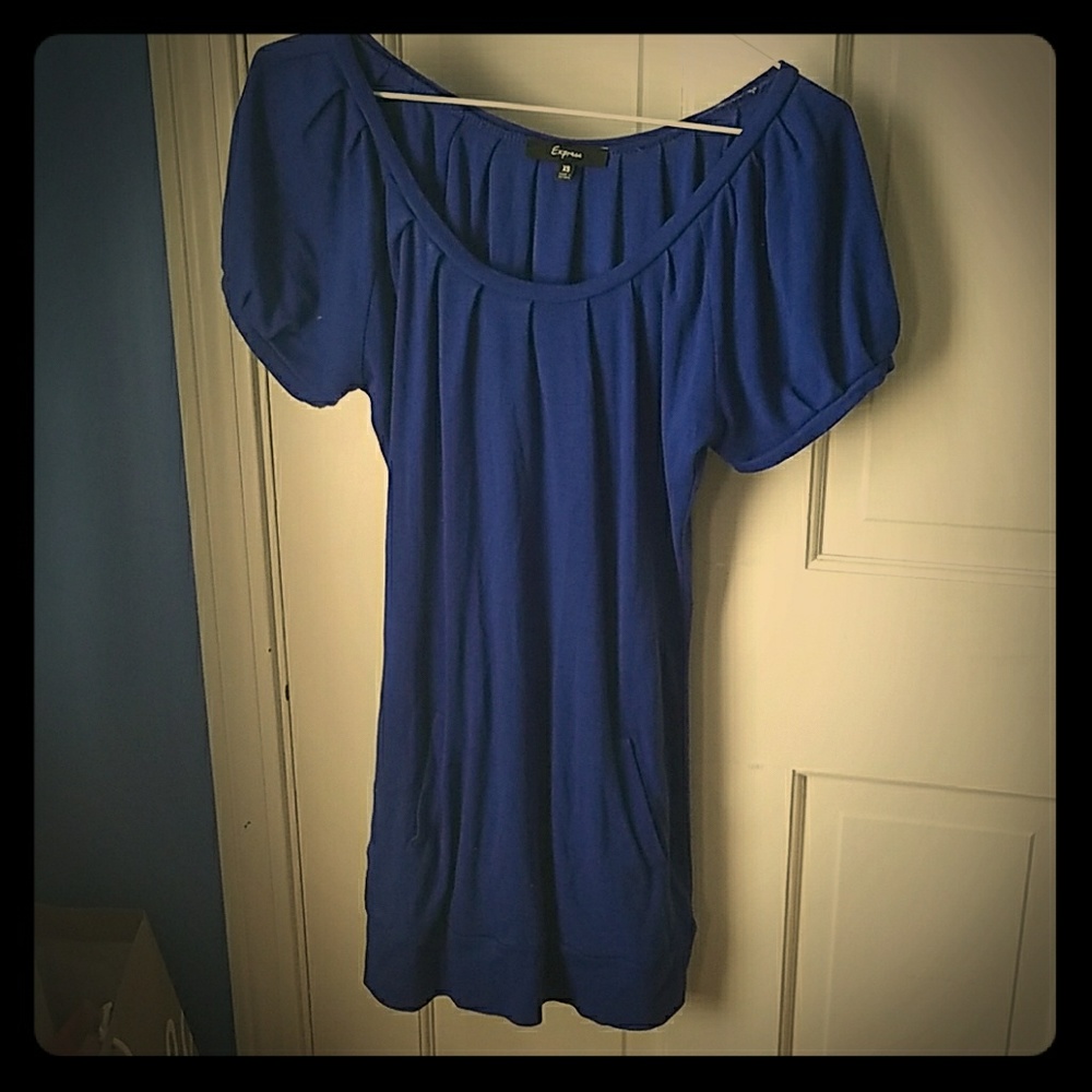 Scoop neck bubble dress