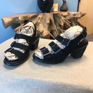 Fluevog Sunny Black Heel Strap Sandal Size 8.5