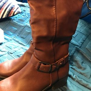 Women's boots