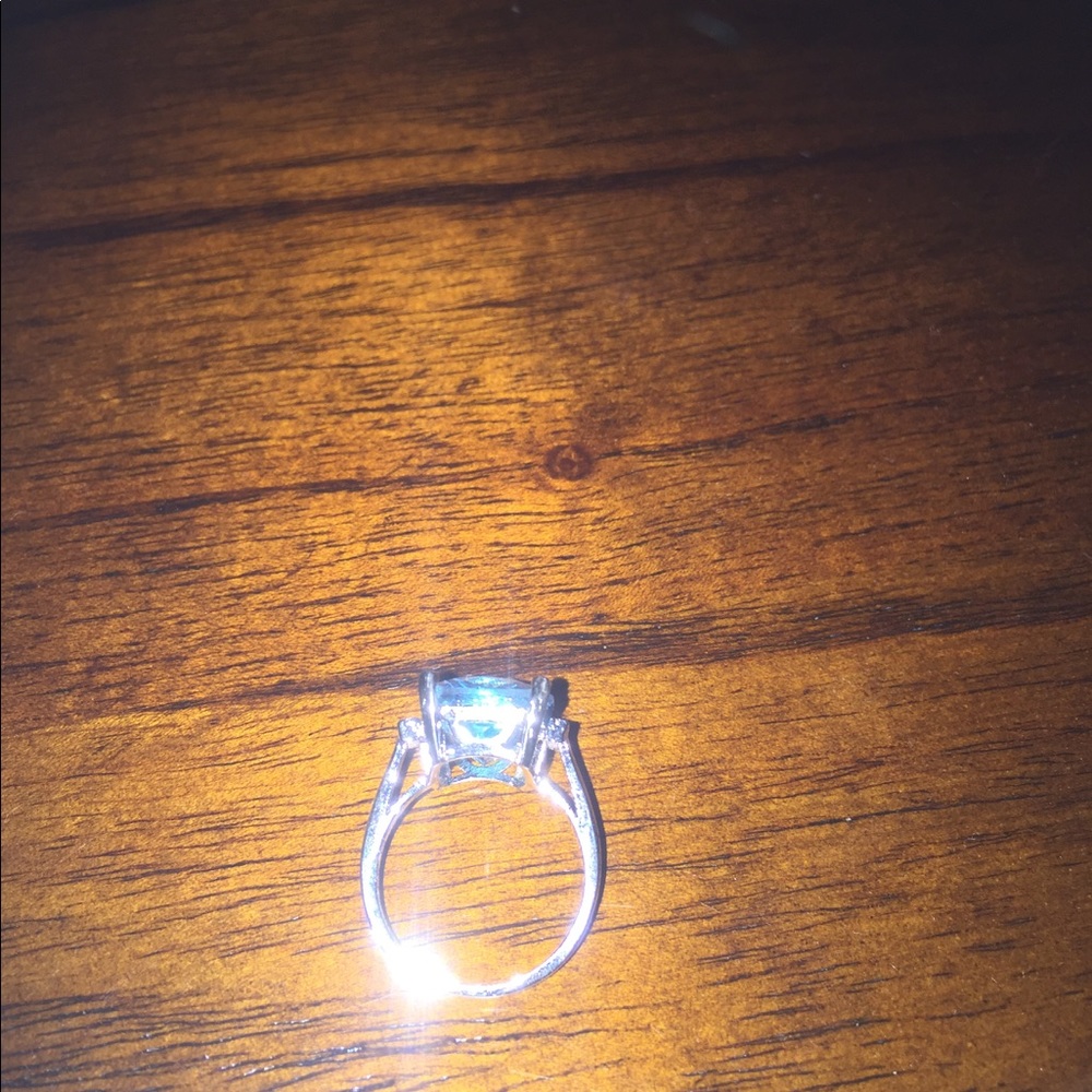 Ring - Picture 2 of 2