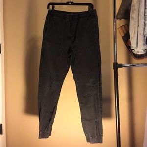 Black American eagle joggers
