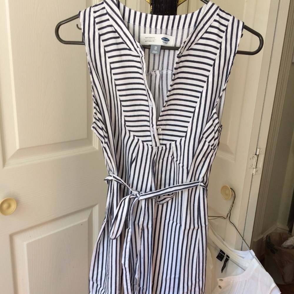 Old Navy Striped Maternity