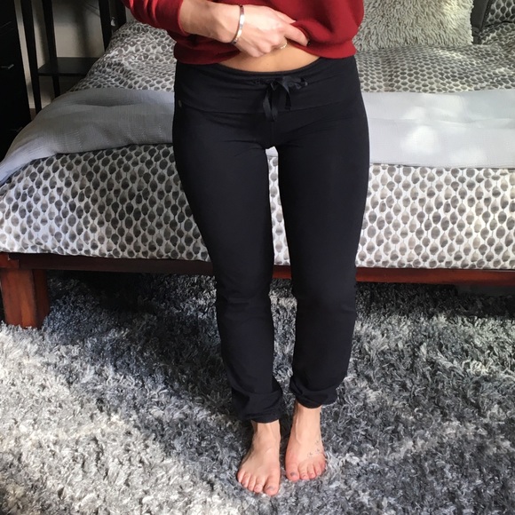yogalicious Pants - | pull-over yoga pant |