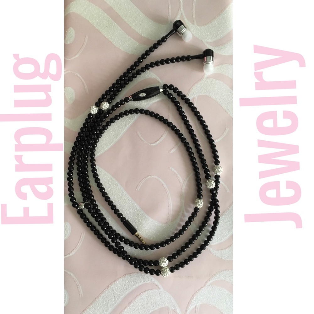 Earphone faux pearl and rhinestone necklace