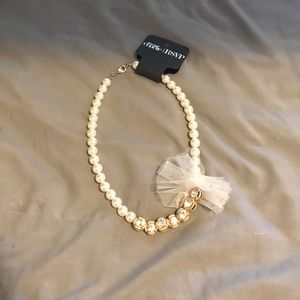 Charming Charlie pearl necklace!
